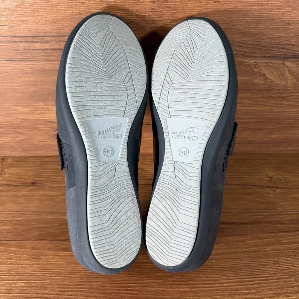 DANSKO ‘Kendra’ Blue‎ Mary Jane Flats Women’s Size 9 (40) Slip-On Shoes